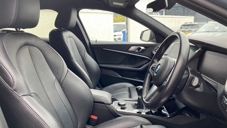 BMW 1 Series 118i M Sport 5dr Step Auto Petrol Hatchback